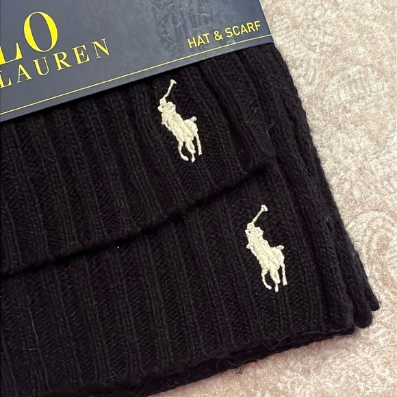 Brand New Polo by Ralph Lauren Black & White 35% Lambswool Hat & Scarf Set - Picture 3 of 11